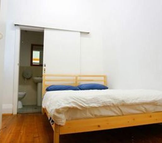 Sundancer Backpackers Hostel