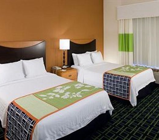 Fairfield Inn & Suites by Marriott Rogers