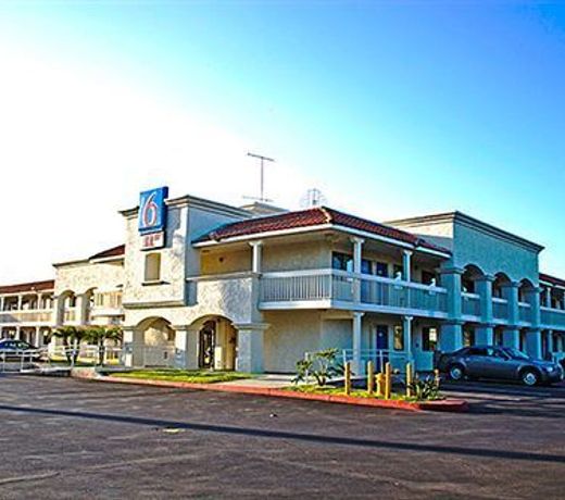 Motel 6-Carlsbad, CA Beach