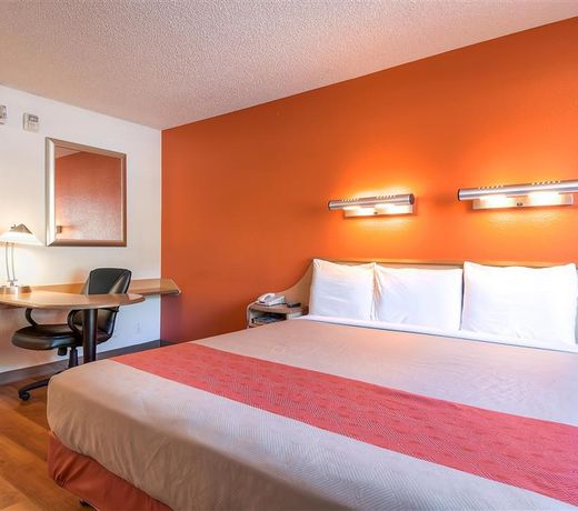 Motel 6-Carlsbad, CA - East Near LEGOLAND