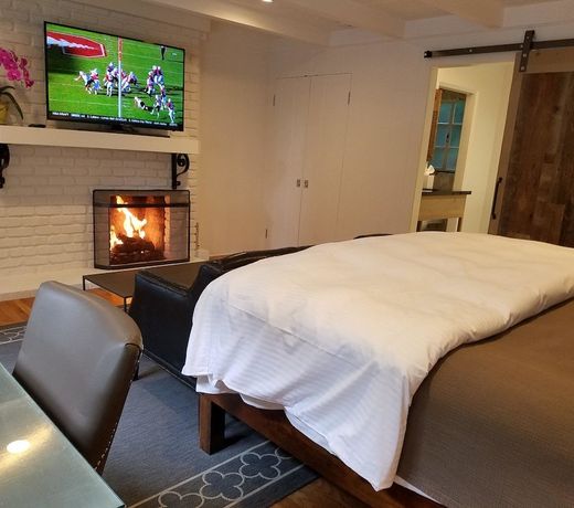 The Vagabond's House Boutique Inn & Spa Studio