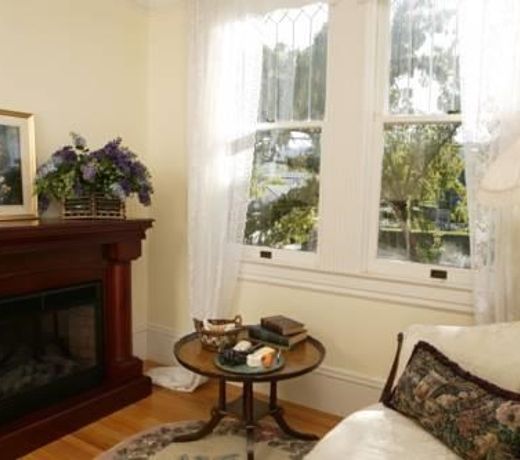 Kelley & Young Wine Garden Inn