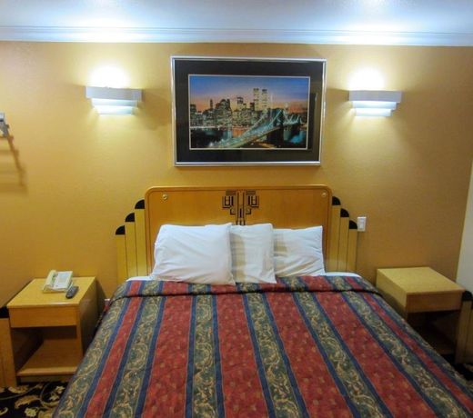 SUNRISE INN