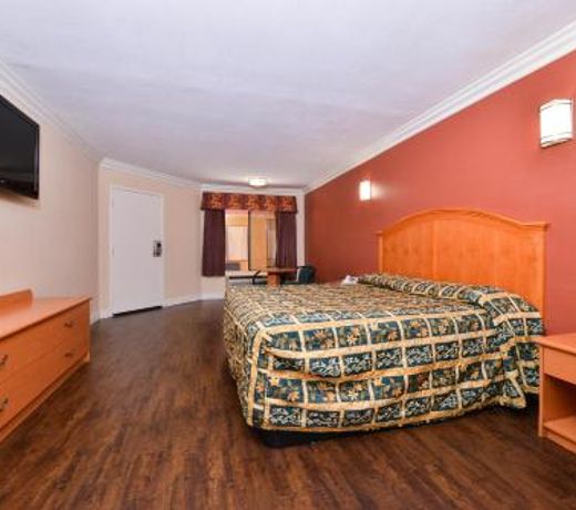 Dynasty Inn-gardena