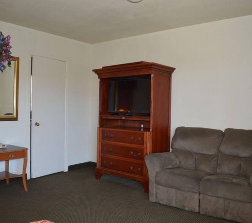 Mauna Loa Motel