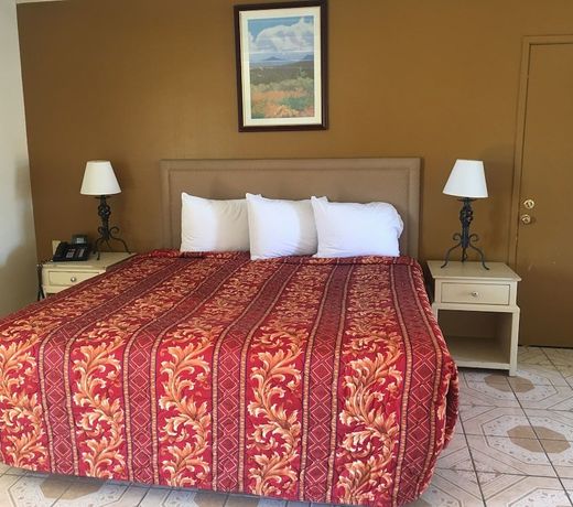 Palm Shadow Inn