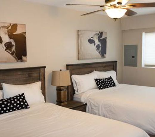 Apple Tree Inn