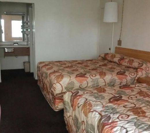 Lancaster Inn