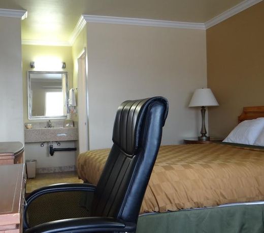 Executive Inn Mojave