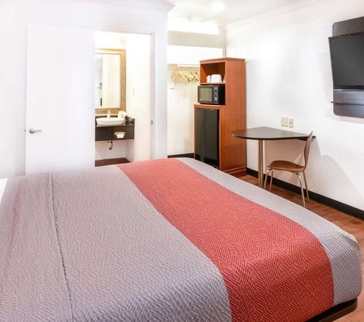 Motel 6-Ontario, CA - Convention Center - Airport