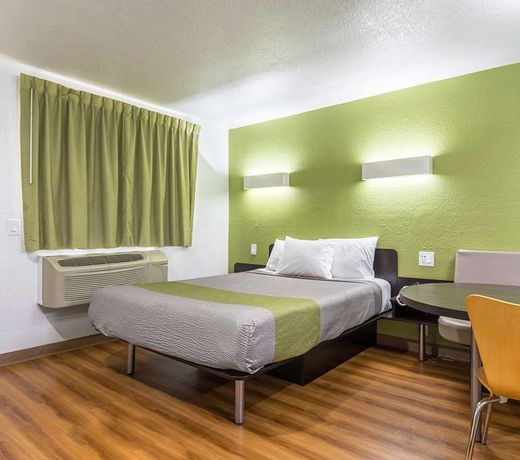 Motel 6 Ontario, CA - Airport