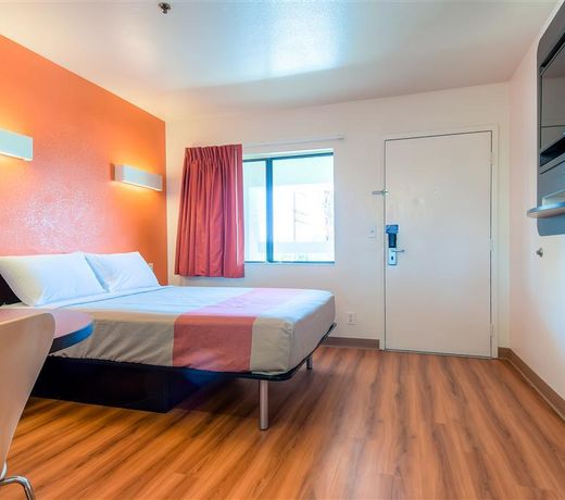 Motel 6-Palm Springs, CA - Downtown