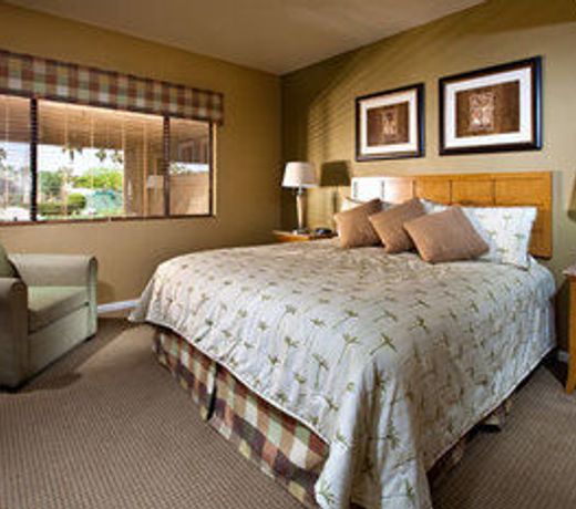 Desert Isle Resort, a VRI resort