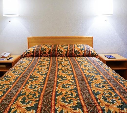 E-Z 8 Motel San Jose II