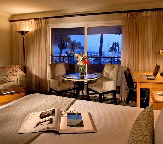 Beachside Inn