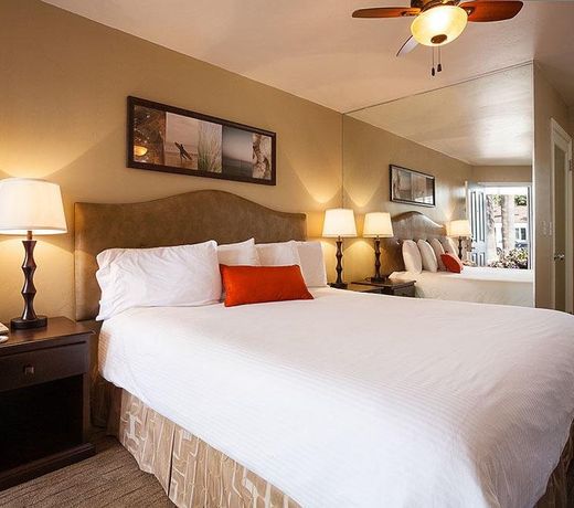 Marina Beach Motel