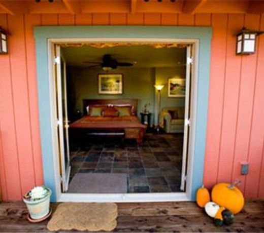 Pearlessence Vineyard Inn