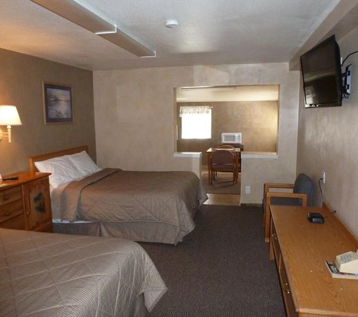 Riverwood Inn Motel & RV Park