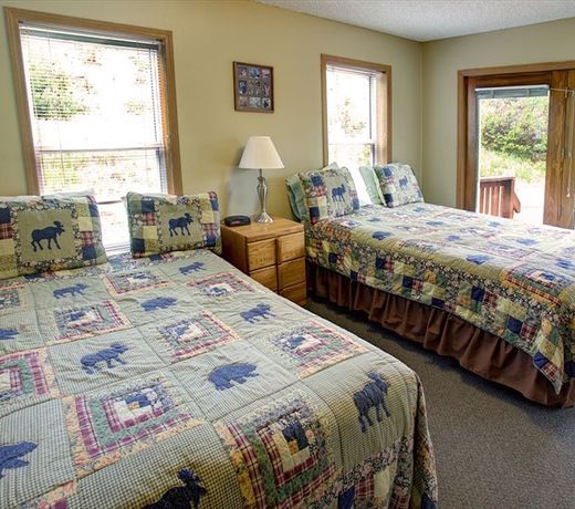 RIVERVIEW PINES