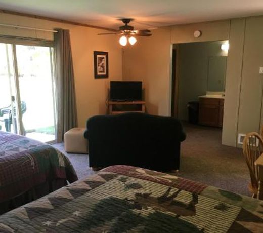 RIVERVIEW PINES