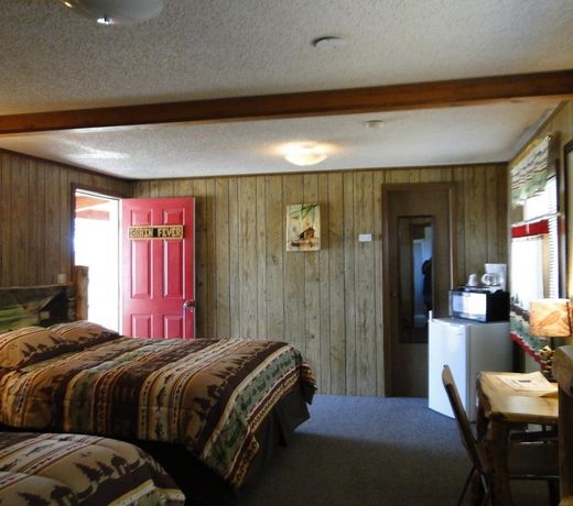 COUNTRY WEST