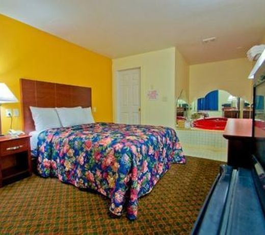 Passport Inn and Suites - Middletown