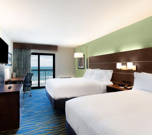 Holiday Inn Express & Suites Oceanfront Daytona Beach Shores, an IHG Hotel