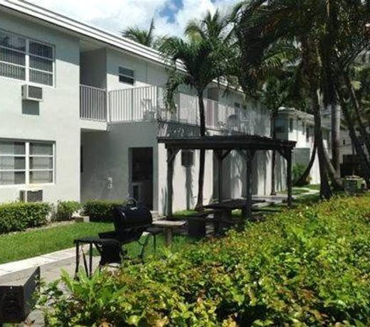 Summerland Suites