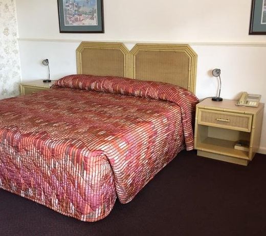 Stay Plus Inn