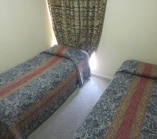 El Toro Motor Inn