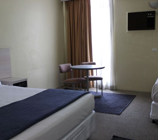 El Toro Motor Inn