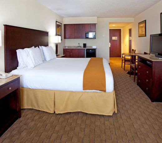 Holiday Inn Express & Suites Columbus at Northlake, an IHG Hotel