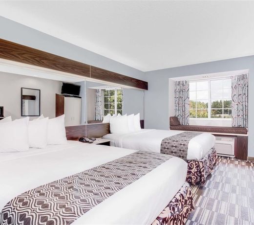 Microtel Inn & Suites Columbus North