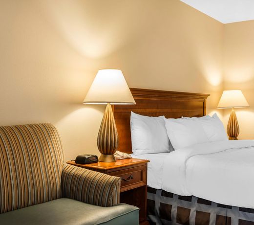 Clarion Inn