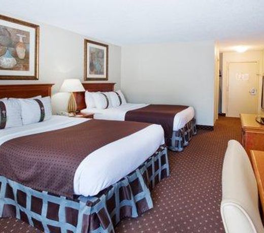 Clarion Inn