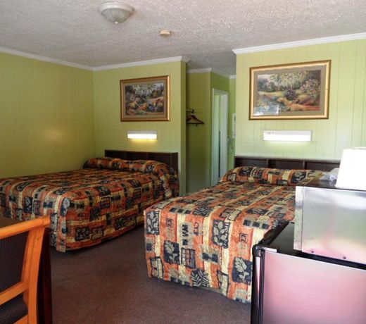 SKYLAND MOTEL