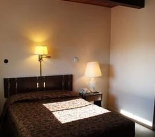 Thunderbird Motel