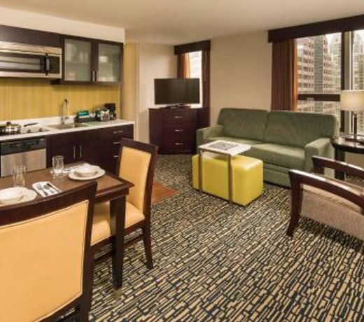 Homewood Suites Chicago Downtown - Magnificent Mile
