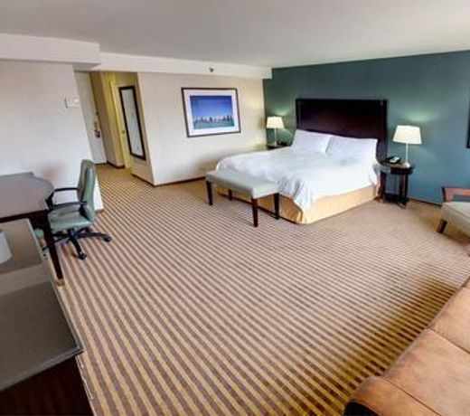Homewood Suites Chicago Downtown - Magnificent Mile