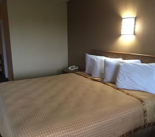 DECATUR INN