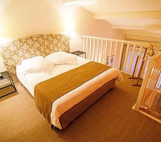 Hotel****Spa & Restaurant Cantemerle