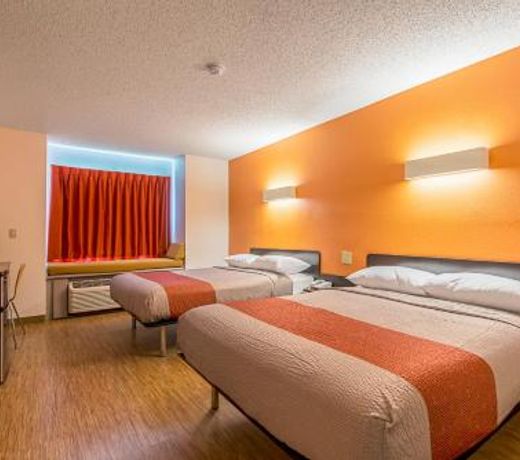 Motel 6 Indianapolis North
