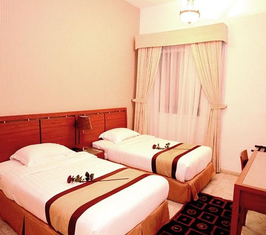 Arcadia Hotel Suites