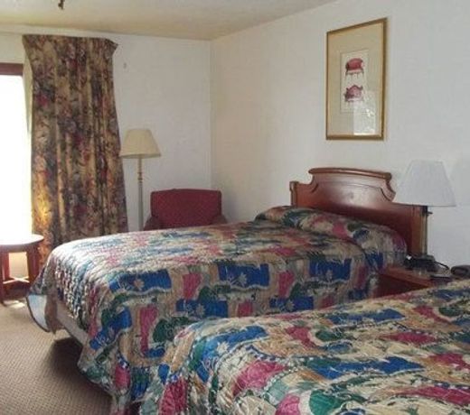 Budget Inn & Suites