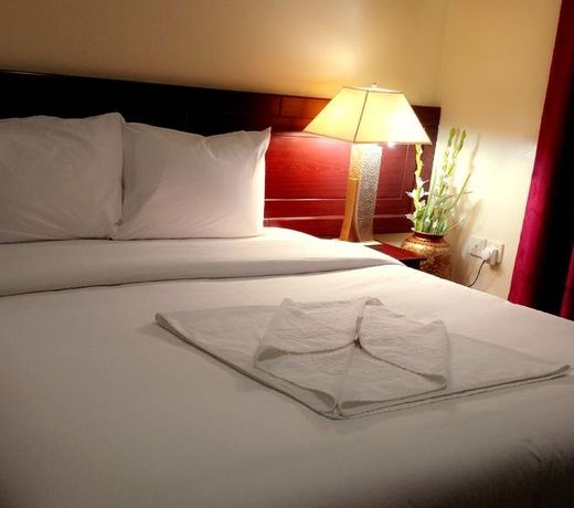 Al Reem Hotel Apartments