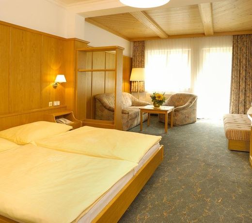 HOTEL HUBERTUS