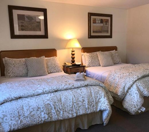 Starlight Lodge at Rockport Harbor