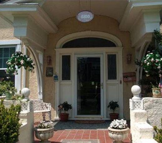 PARADISE BED AND BREAKFAST