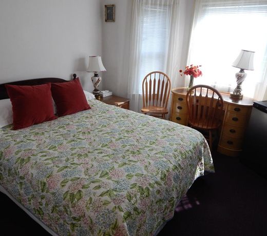 A Friendly Inn at Harvard