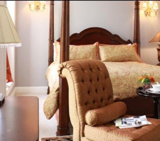 NATCHEZ MANOR